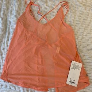 Lululemon top!